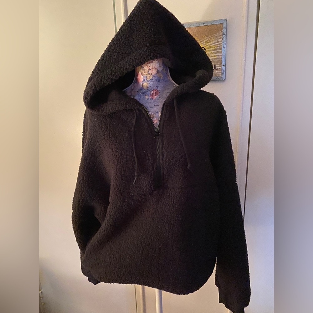 Victoria’s Secret Pink half zip fleece hoodie